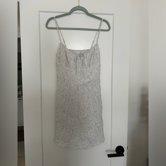 Wilfred Bellow Mini Dress - Picture 1 of 5